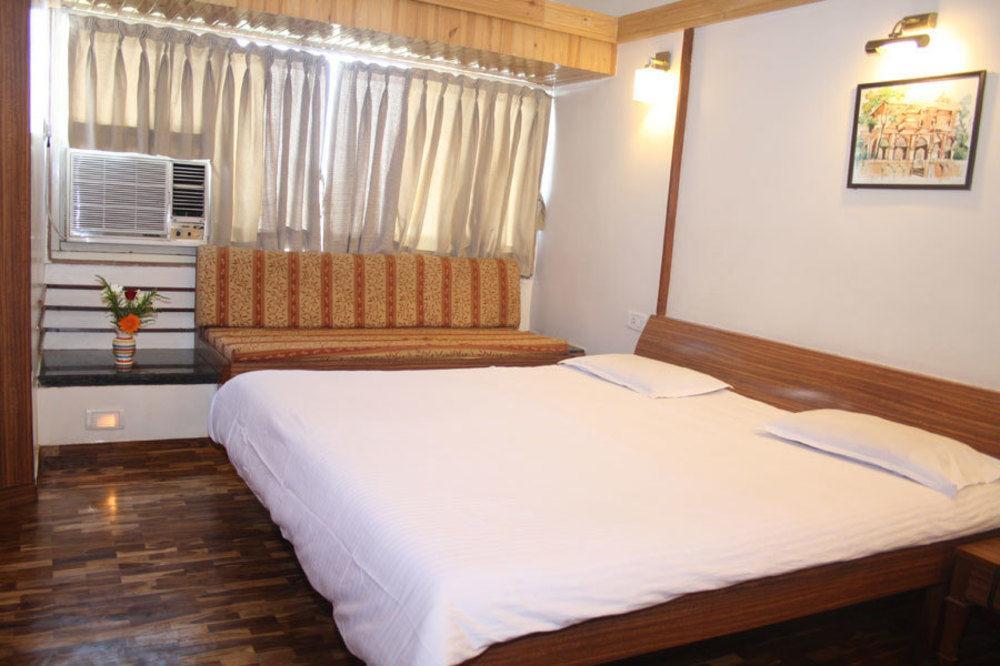 Treebo Trend Sahara Hotel ปูเน่ ภายนอก รูปภาพ