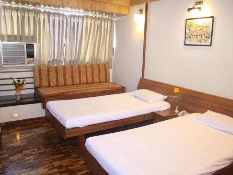 Treebo Trend Sahara Hotel ปูเน่ ภายนอก รูปภาพ